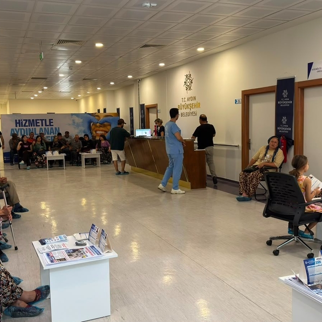 Aydın Büyükşehir Belediyesi'nin ücretsiz diş sağlığı hizmeti sürüyor