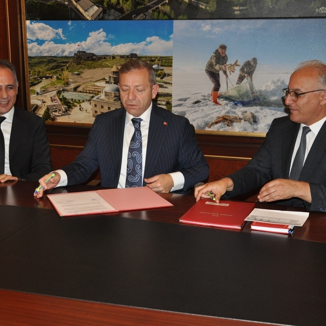 Kars'ta küçükbaş hayvancılığında "Köyümde Yaşamak İçin Bir Sürü Nedenim Var...