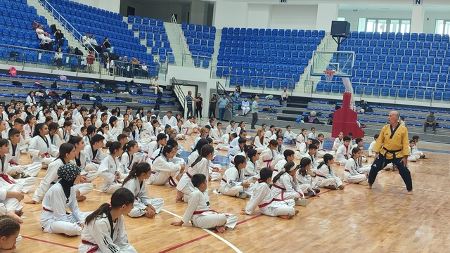 Malatya'da 476 sporcu siyah kuşak için ter döktü
