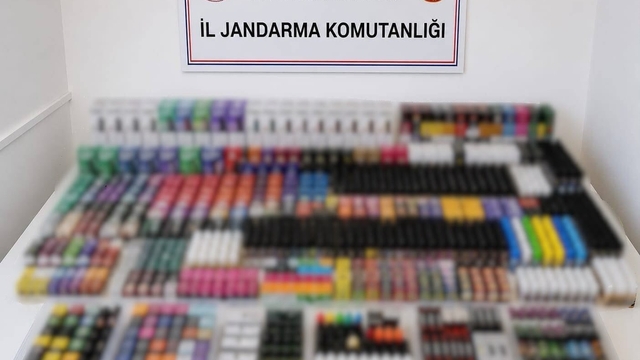 Antalya'da kaçak elektronik sigara operasyonu