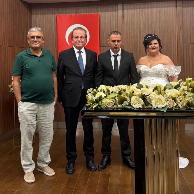 Denizli basınının mutlu günü
Hatice Özdemir ile Mustafa Yılmaz mutluğa 'eve...