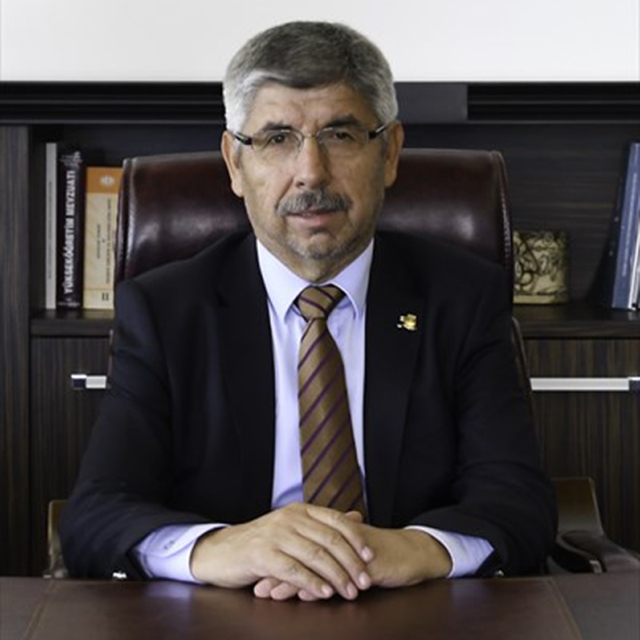 MSKÜ Rektörü Prof. Dr. Kaçar'dan 24 Temmuz mesajı