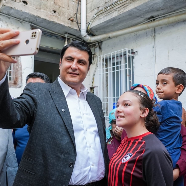 Yılmaz'dan 3 mahalleye ziyaret