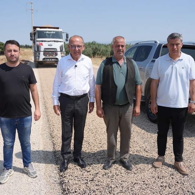 Turgutlu'da asfalt mesaisi hız kesmiyor
