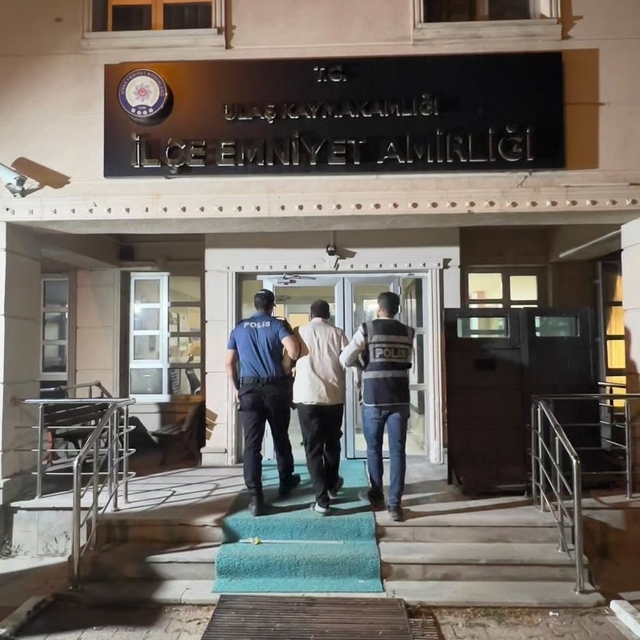 Sivas'ta sahte kimlik kullanan cezaevi firarisi polisin dikkatinden kaçmadı