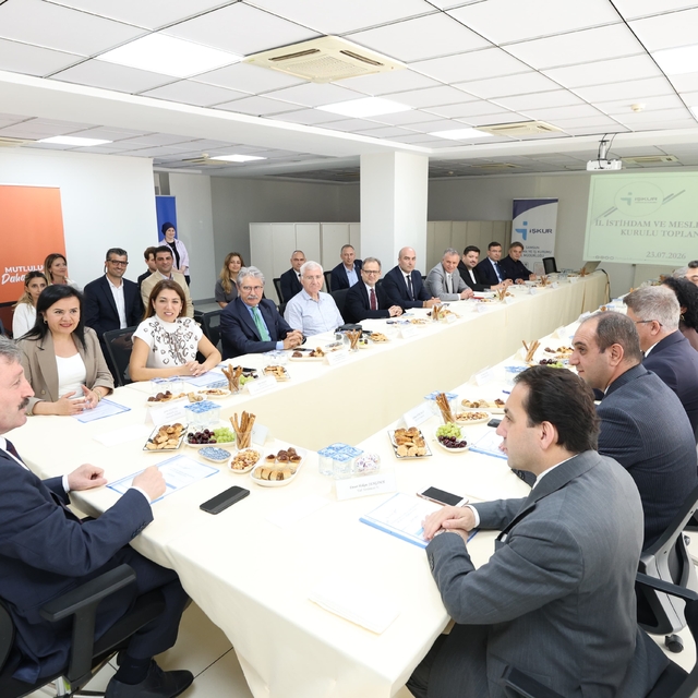 Samsun'da genç istihdamı ve iş gücü eğitim planı masaya yatırıldı