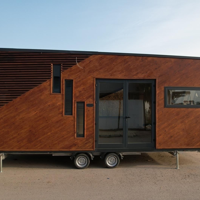 Öğretmenin 'tiny house'u çalınmıştı, Adana polisi kısa sürede buldu