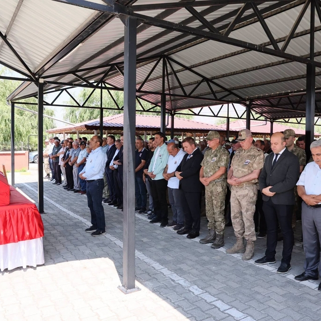 Kıbrıs Gazisi Güngör son yolculuğuna uğurlandı