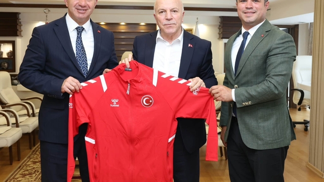 Başkan Sekmen Hedefi Koydu: "Olimpiyat Sporcuları Erzurum'dan Yetişecek"