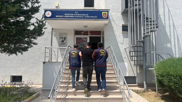 1 yıl 1 ay hapis cezası bulunan şahıs yakalandı