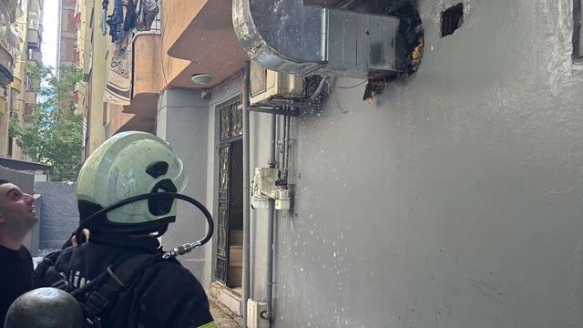 Siirt'te restoranın bacasında korkutan yangın