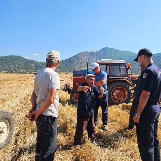Biçerdöver operatörlerine yangın eğitimi