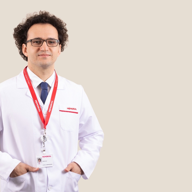 Op. Dr. Egemen İşgören: "Yaz aylarında sistit vakaları artıyor"
"Sistit, id...