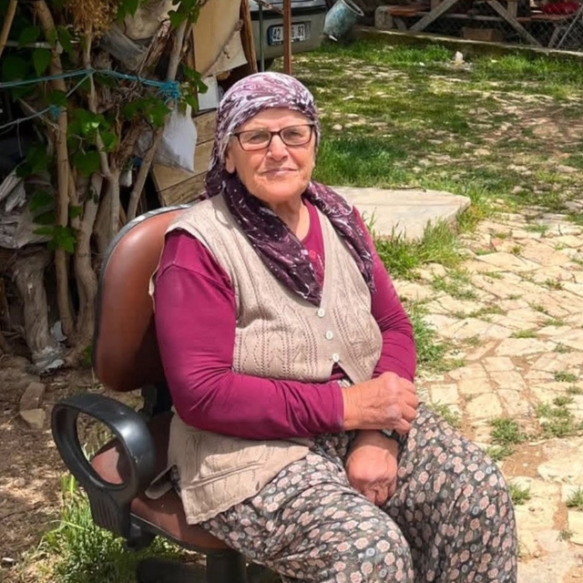 Traktörden düşen kadın hayatını kaybetti