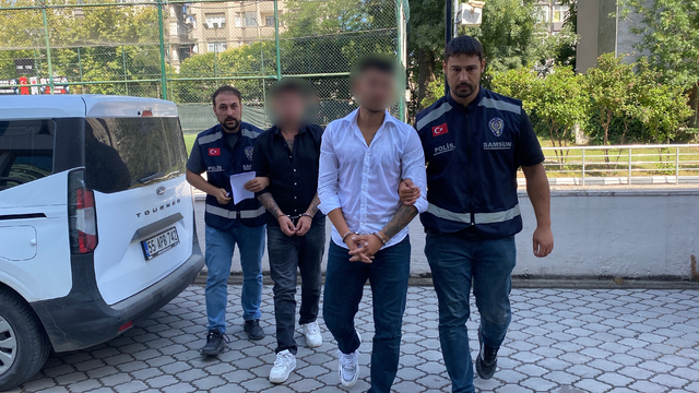 Husumetlisini tabancayla yaraladı