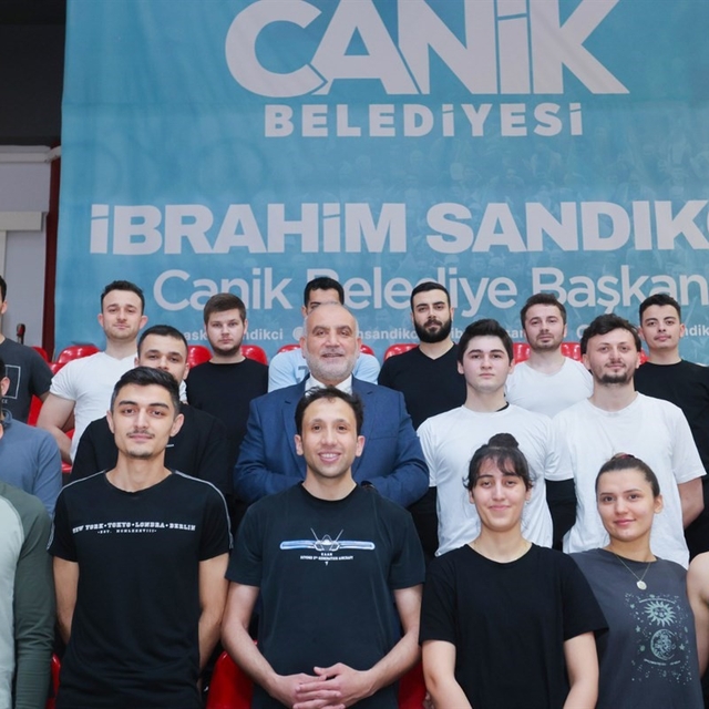 Canik'ten gençlere ücretsiz kurs desteği