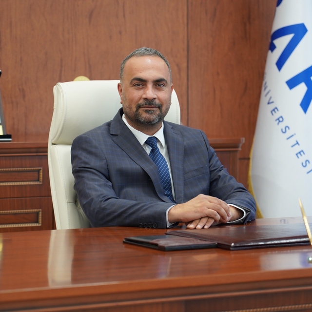 Rektör Akkaya'dan üniversite adaylarına tercih tavsiyesi