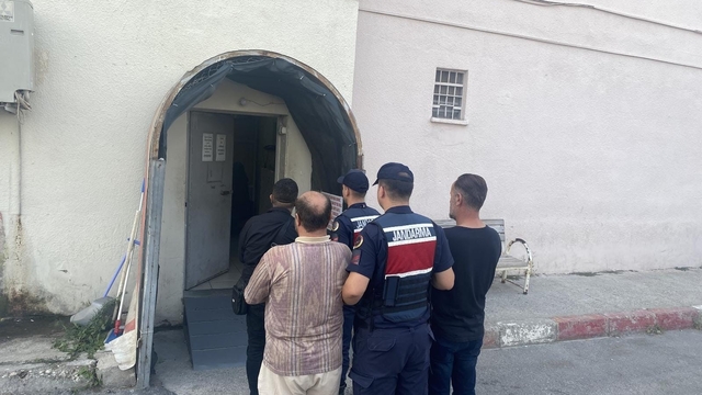 Sahte evrakla milyonluk vurgun girişimine suçüstü baskın: 4 tutuklama