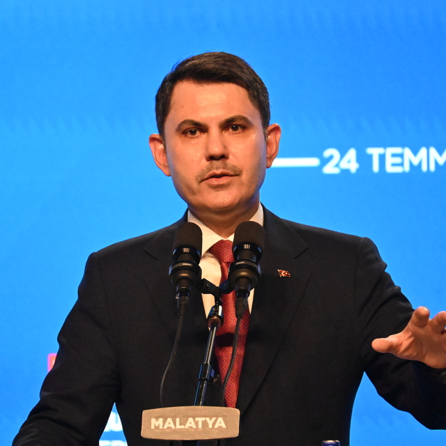 Bakan Kurum: Biz acıyı hiçbir zaman siyasete malzeme yapmadık