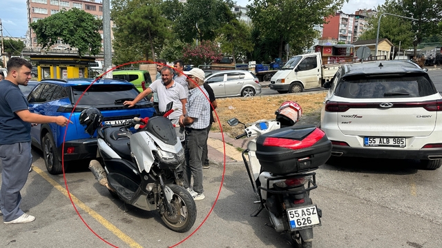 Samsun'da motosiklet ile ticari taksi çarpıştı