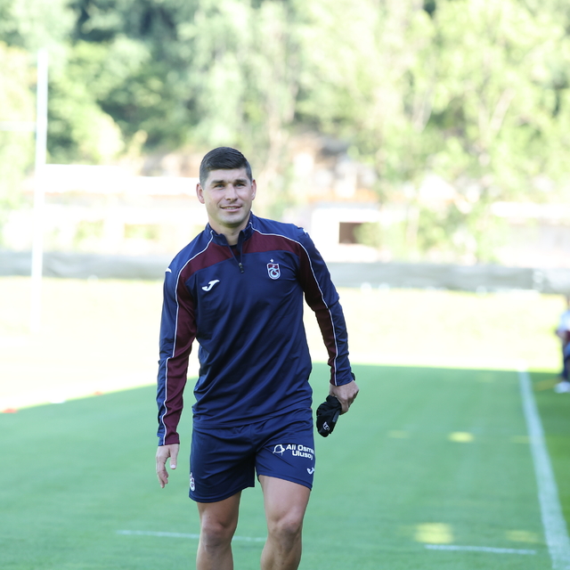 Trabzonspor'un yeni transferi Malinovskyi: Taraftarımızı mutlu etmek istiyo...