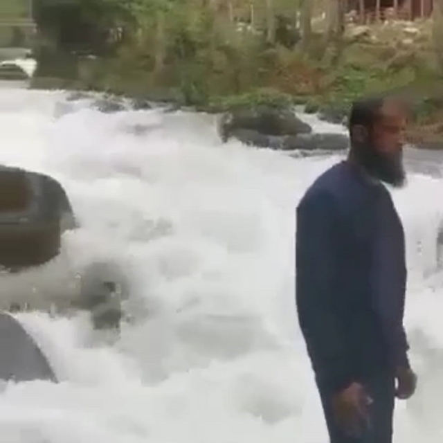 Arap turistlerin dere ve göl kenarındaki fotoğraf çekme merakı tatsız bitiy...