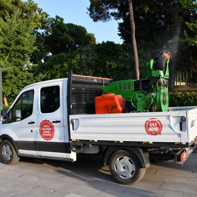 Büyükşehir ilaçlama ekipleri 7/24 sahada