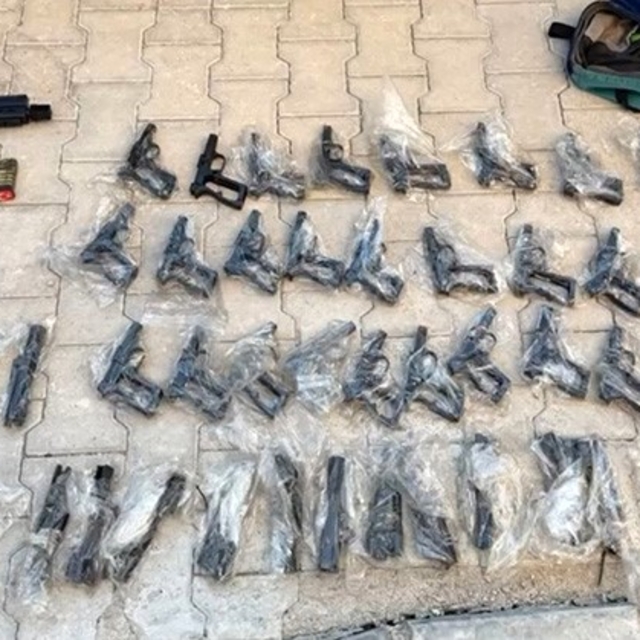 Kütahya'da silah kaçakçılığı operasyonunda yakalanan 5 zanlı tutuklandı