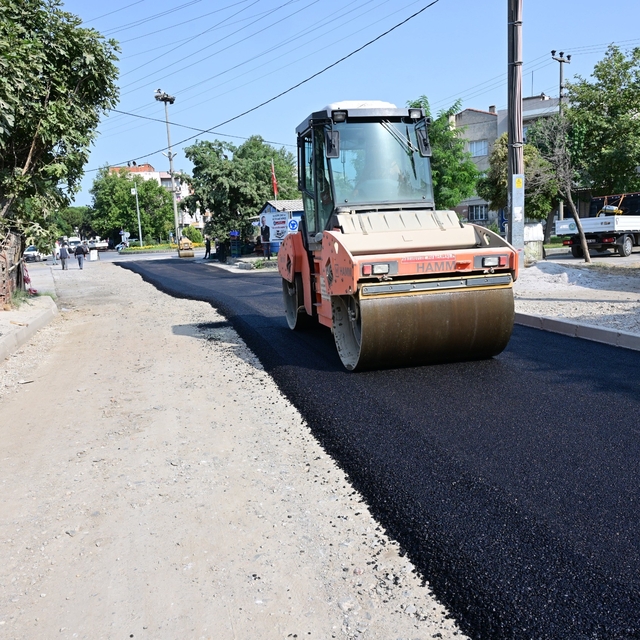 Turgutlu'da asfalt seferberliği sürüyor