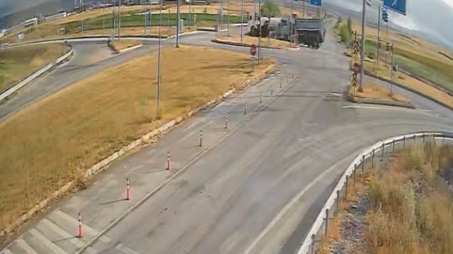 Çorum'da iki TIR'ın çarpıştığı kaza kamerada