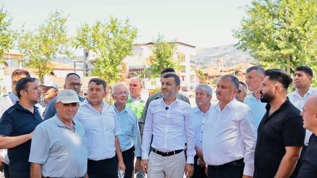 Başkan Çavuşoğlu'ndan Beyağaç'a çıkarma