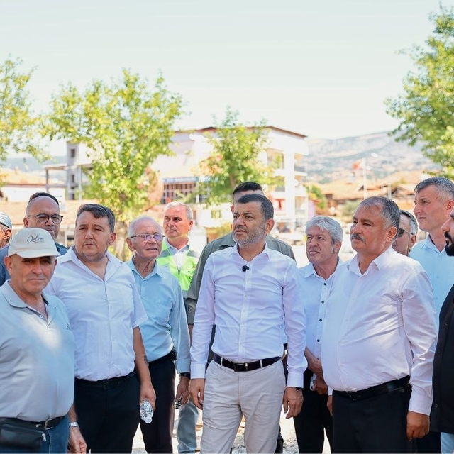 Başkan Çavuşoğlu'ndan Beyağaç'a çıkarma