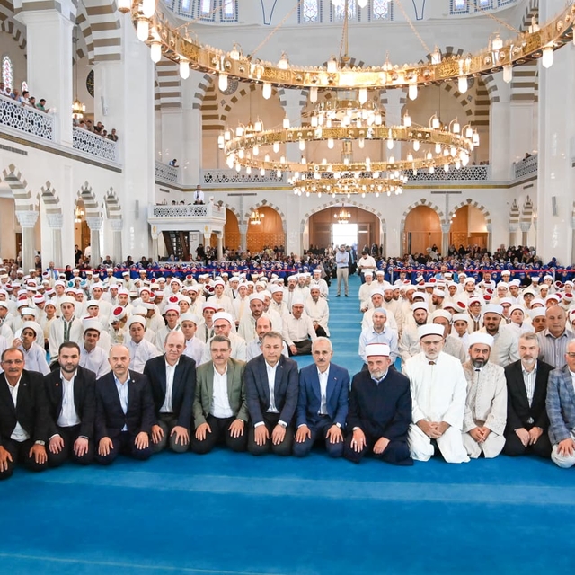 Bakan Uraloğlu, icazet törenine katıldı