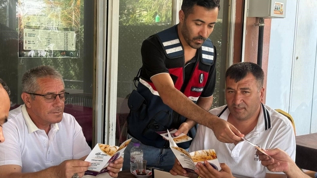 Jandarma vatandaşları dolandırıcılık konusunda bilgilendirdi