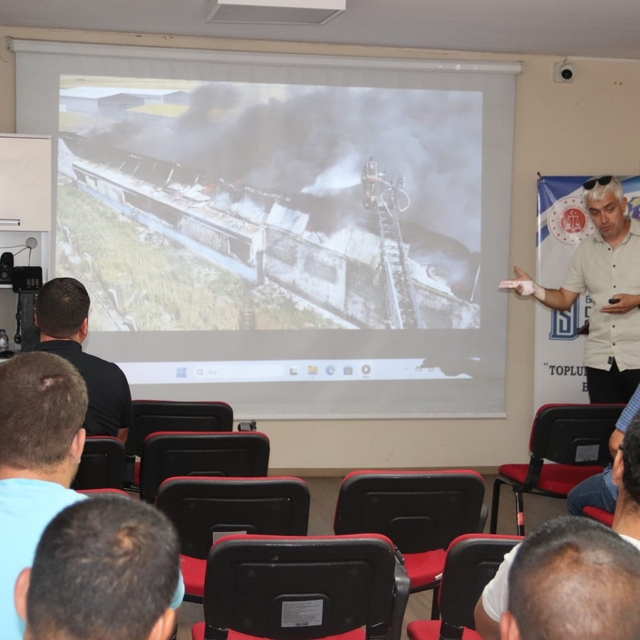 Bandırma'da yükümlülere basın özgürlüğü ve gazetecilik anlatıldı