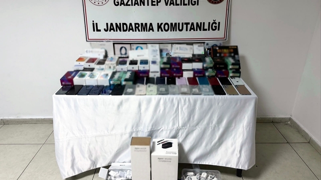 Gaziantep'te 1,5 milyon TL değerinde kaçak malzeme ele geçirildi