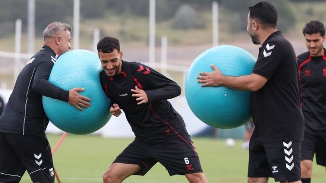 Sivasspor, yeni sezon öncesi Erciyes'te güç depoluyor