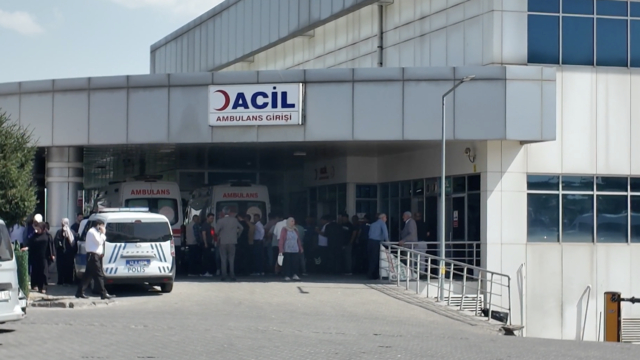 Bingöl'de iki aile arasında taşlı, sopalı ve silahlı kavga: 9 yaralı