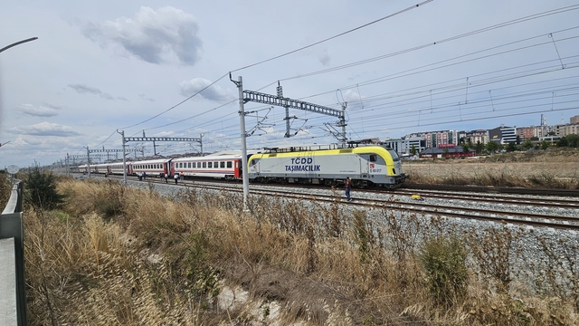Çerkezköy'de yolcu treni raydan çıktı