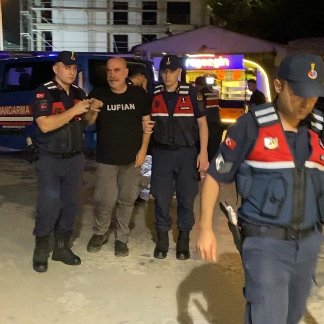 Adli kontrolle serbest kalan ünlü yönetmen Ezel Akay: "Mahkeme sonunda her...