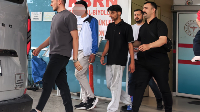 Bursa'da bir kişiyi gasbeden 2 şüpheli tutuklandı