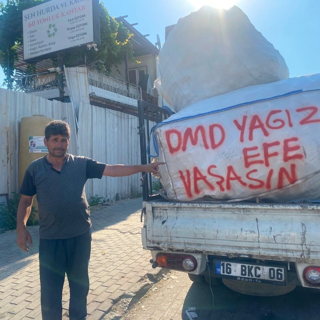 Kağıt toplayıcılarından DMD hastası Yağız Efe'ye anlamlı destek