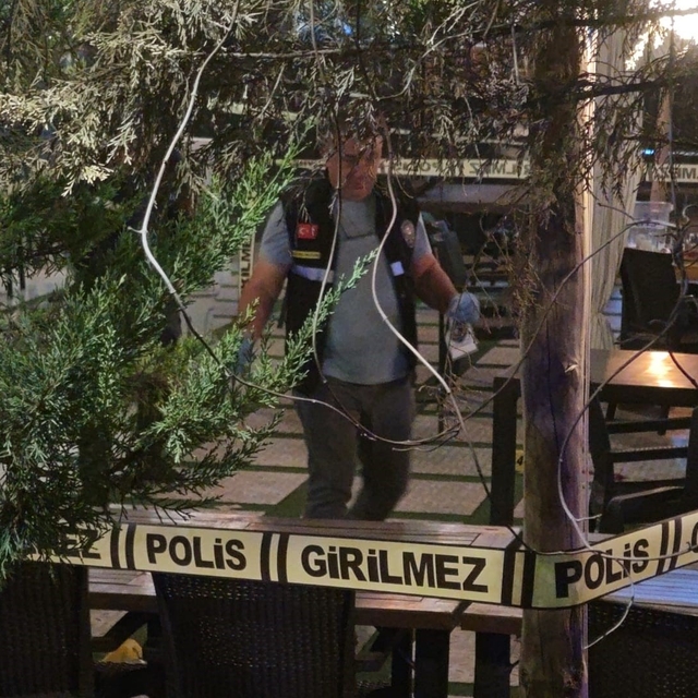 Antalya'da silahlı saldırı: 3 yaralı