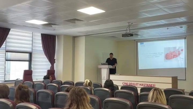 Bebek dostu hastanede anne sütü ve emzirme eğitimi tamamlandı