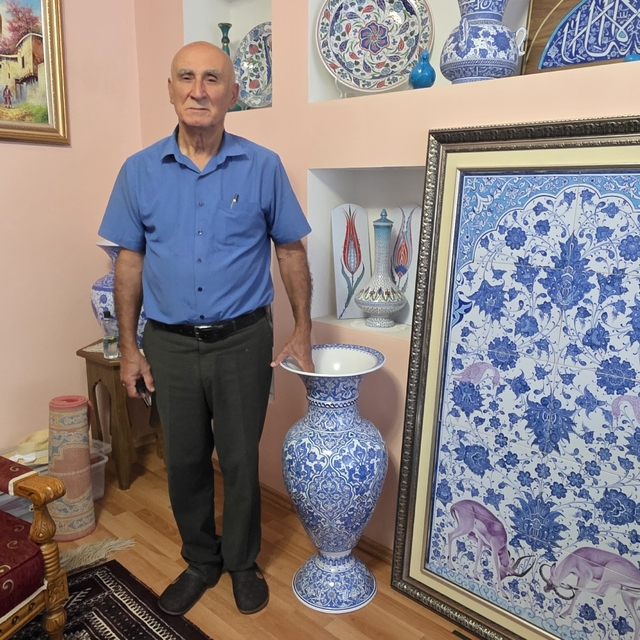 Kütahyalı çini ustası Mehmet Koçer: "Çinicilik yeniden mimariyle buluşmalı"