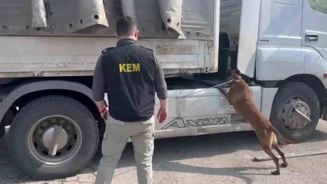 Şırnak'ta zehir tacirlerine ağır darbe: 90 kilo uyuşturucu ele geçirildi