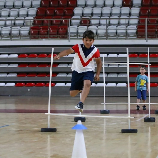 Kur'an kursu öğrencileri sporla buluştu