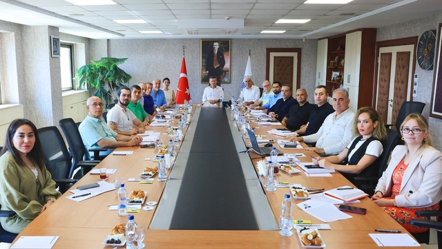 Mersin'in marka yolculuğunda yeni dönem
MTSO Başkanı Çakır: "Mersin'in markalaşması ortak akılla şekillenecek"