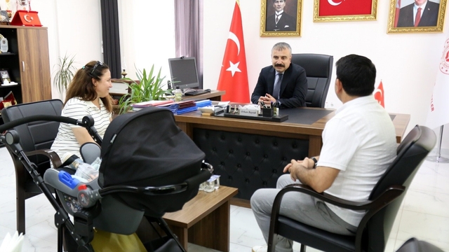Eskişehir'de koruyucu aile hizmetiyle bir çocuk daha sıcak yuvaya kavuştu