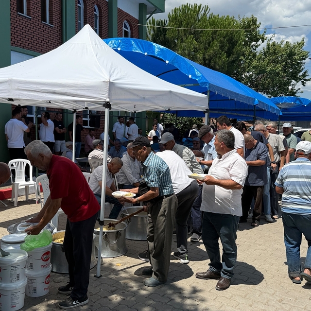 Yayaköy köyü hayrı yapıldı